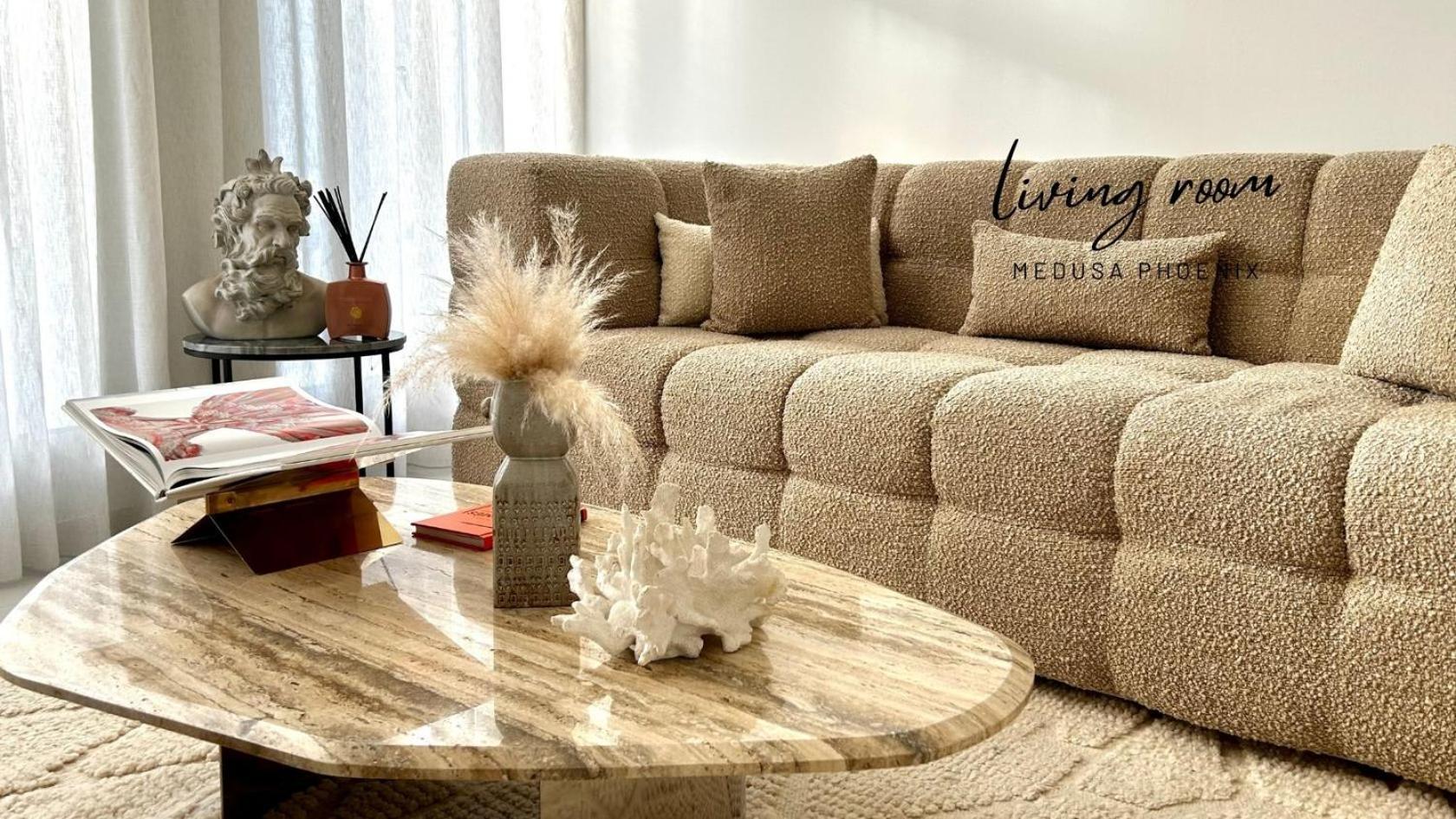 Phoenix Garden Apartment Mons Bagian luar foto
